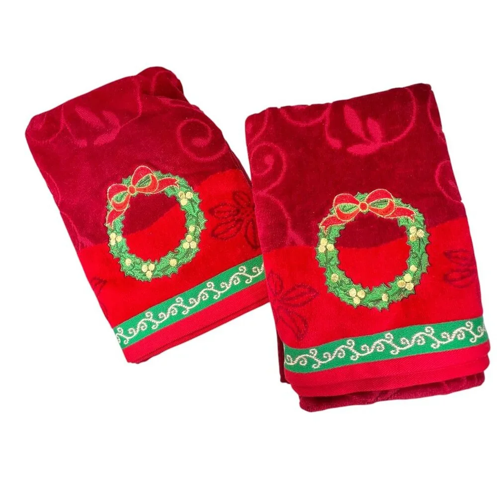 NOS Christmas Wreath Jacquard Bath Towels Set Of 2 Red Holiday Franco Mfg Turkey